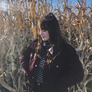 Meet your Posher, Annelise